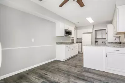 2808 Golfing Green Drive, Farmers Branch, TX 75234 - Photo 10