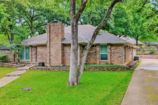 4517 Willow Bend Dr, Arlington, TX 76017 - Photo 2