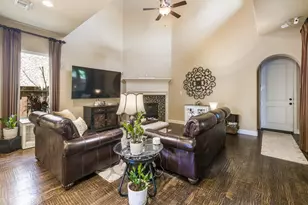 3905 Jasmine Fox Ln, Arlington, TX 76005 - Photo 4