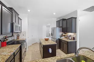 2417 Michelle Creek Dr, Little Elm, TX 75068 - Photo 10