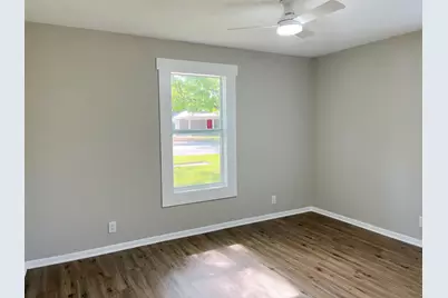 1111 S Taylor Street, Gainesville, TX 76240 - Photo 18
