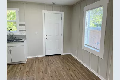1111 S Taylor Street, Gainesville, TX 76240 - Photo 14