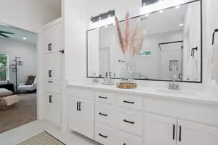 9701 Lancelot Cir, Fort Worth, TX 76140 - Photo 8