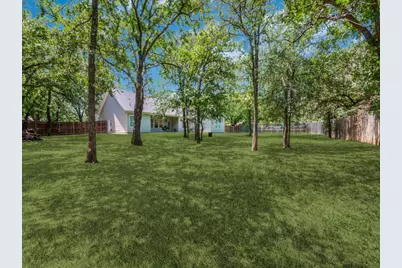 9701 Lancelot Circle, Fort Worth, TX 76140 - Photo 2