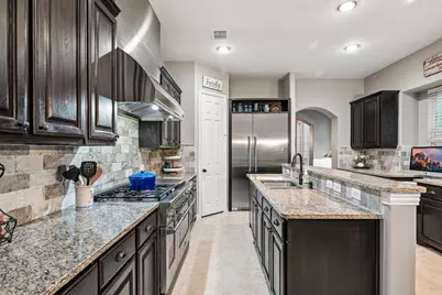 13029 Broadhurst Drive, Frisco, TX 75033 - Photo 8