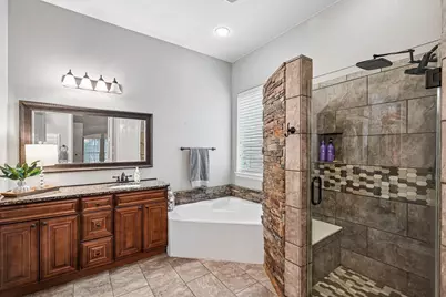 13029 Broadhurst Drive, Frisco, TX 75033 - Photo 16