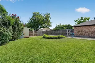 1502 Meadow Glen St, Richardson, TX 75081 - Photo 30