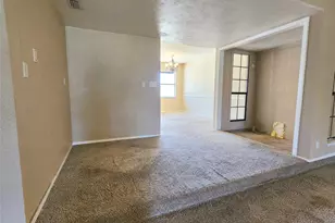 5244 Pruitt Dr, The Colony, TX 75056 - Photo 8