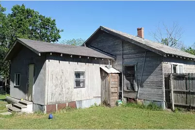 612 W 16th Avenue, Corsicana, TX 75110 - Photo 6