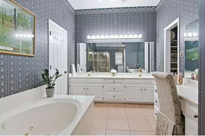 7041 Wanda Way, North Richland Hills, TX 76182 - Photo 18