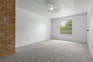 4803 Rollingwood Ct, Garland, TX 75043 - Photo 16