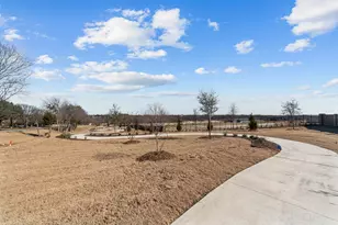 2012 Paradise Valley Dr, Mesquite, TX 75149 - Photo 8