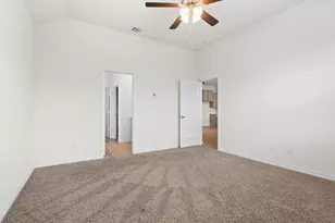 10605 Ponderosa Trl, Aubrey, TX 76227 - Photo 14