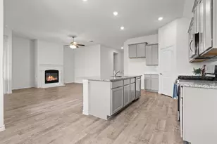 10605 Ponderosa Trl, Aubrey, TX 76227 - Photo 10