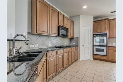 1901 Templegate Drive, McKinney, TX 75072 - Photo 6