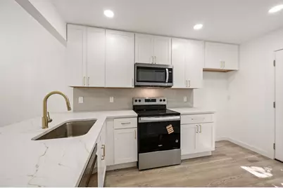 802 Rock Creek Drive, Euless, TX 76039 - Photo 6