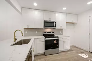 802 Rock Creek Dr, Euless, TX 76039 - Photo 6