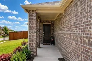 7532 Continental Dr, McKinney, TX 75071 - Photo 2