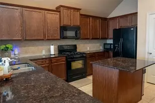 6956 Alcala, Grand Prairie, TX 75054 - Photo 10