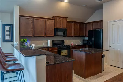 6956 Alcala, Grand Prairie, TX 75054 - Photo 8