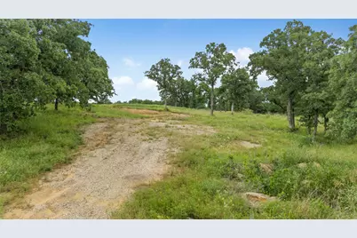 10 South Court, Nocona, TX 76255 - Photo 2