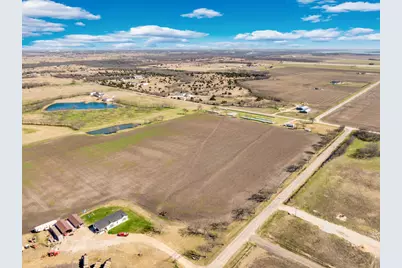 1920 Moseley Road, Ennis, TX 75119 - Photo 8