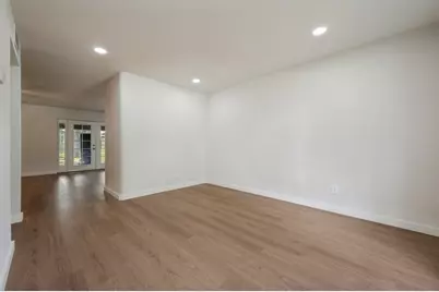 1025 Kingston Drive, Lewisville, TX 75067 - Photo 6