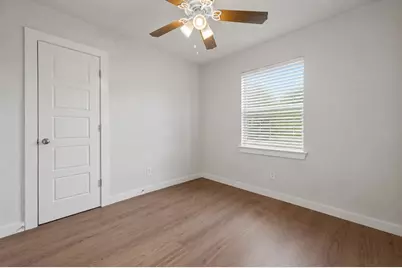 1025 Kingston Drive, Lewisville, TX 75067 - Photo 18