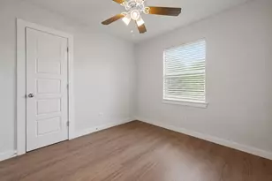 1025 Kingston Dr, Lewisville, TX 75067 - Photo 18