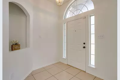 1104 Angel Fire Lane, Arlington, TX 76001 - Photo 4