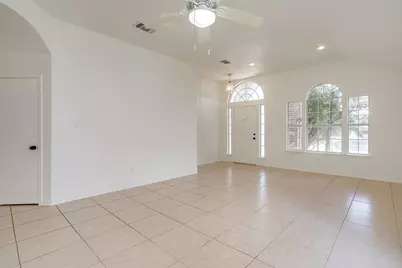 1104 Angel Fire Lane, Arlington, TX 76001 - Photo 8