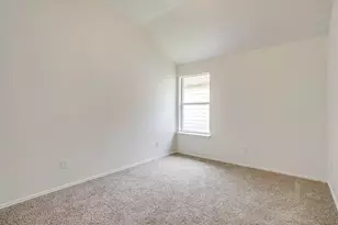 1104 Angel Fire Ln, Arlington, TX 76001 - Photo 30