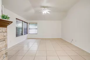 1104 Angel Fire Ln, Arlington, TX 76001 - Photo 16
