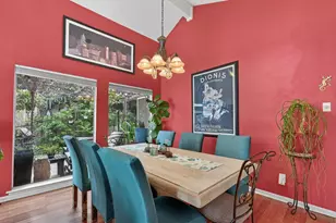 10015 Chimney Hill Ln, Dallas, TX 75243 - Photo 10