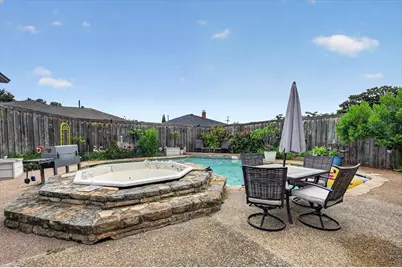 10015 Chimney Hill Lane, Dallas, TX 75243 - Photo 34