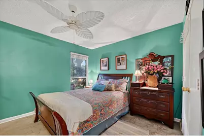 10015 Chimney Hill Lane, Dallas, TX 75243 - Photo 26