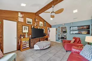 10015 Chimney Hill Ln, Dallas, TX 75243 - Photo 16