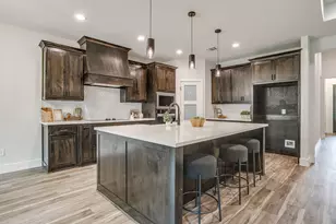 3221 NW 25th St, Fort Worth, TX 76106 - Photo 8