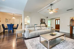 106 Waits Cir, Garland, TX 75043 - Photo 6