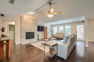 106 Waits Cir, Garland, TX 75043 - Photo 4