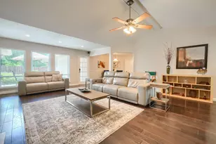 106 Waits Cir, Garland, TX 75043 - Photo 8