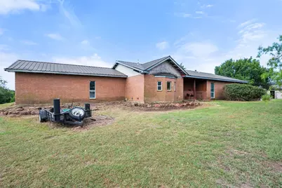 9326 NW County Road 1343, Blooming Grove, TX 76626 - Photo 4