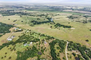 9326 NW County Rd 1343, Blooming Grove, TX 76626 - Photo 34
