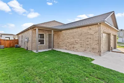 2724 Ginger Court, Sherman, TX 75092 - Photo 2