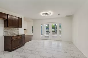 7412 Lochwood Ct, Fort Worth, TX 76179 - Photo 12