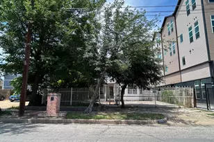 731 W 10th St, Dallas, TX 75208 - Photo 6