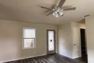 309 Elm St, Hurst, TX 76053 - Photo 2