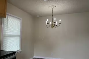 309 Elm St, Hurst, TX 76053 - Photo 6