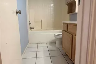 6202 Tidewater Dr, Arlington, TX 76018 - Photo 16