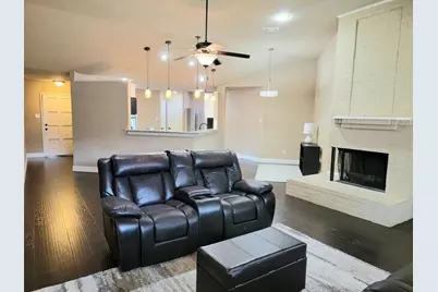 213 Springridge Lane, Euless, TX 76039 - Photo 4